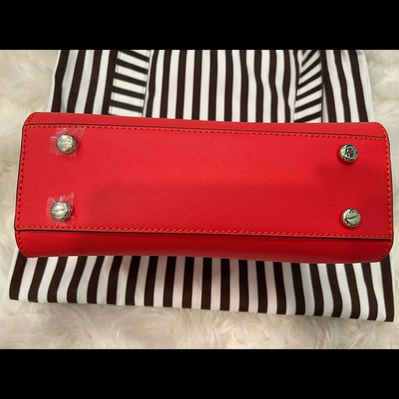 Henri Bendel Limited Edition Bouquet  bag - Picture 6 of 15